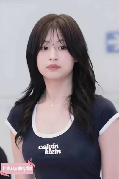 Ahyeon - titjob