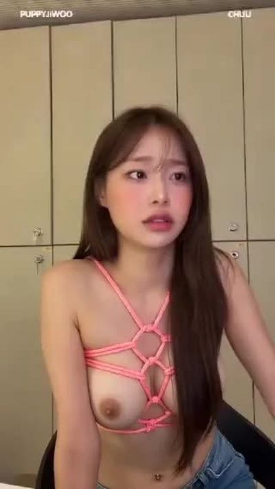 Chuu - naked