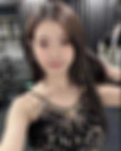 IU - riding on dick