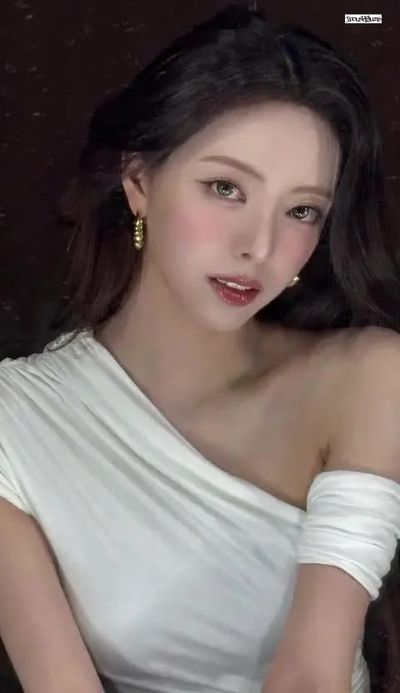 Yuna - blowjob