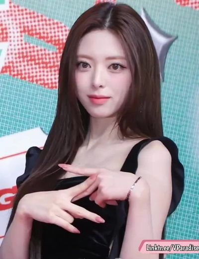 Yuna - blowjob