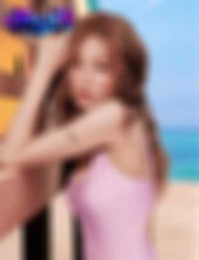 Seulgi - shows tits