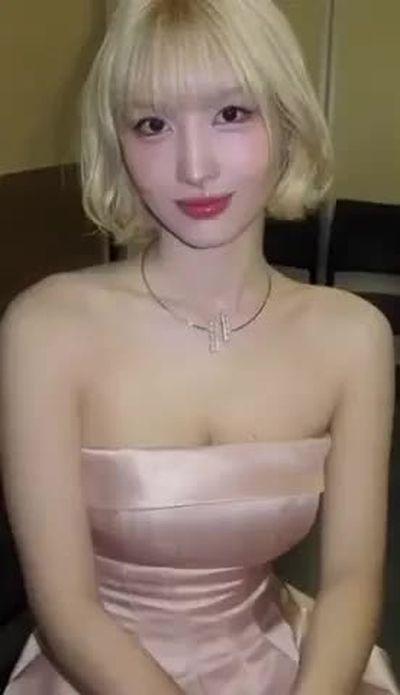 Momo - shows boobs