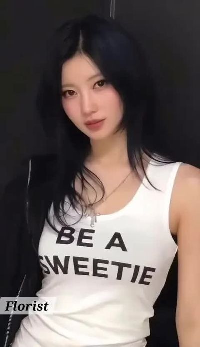 Asa - shows boobs