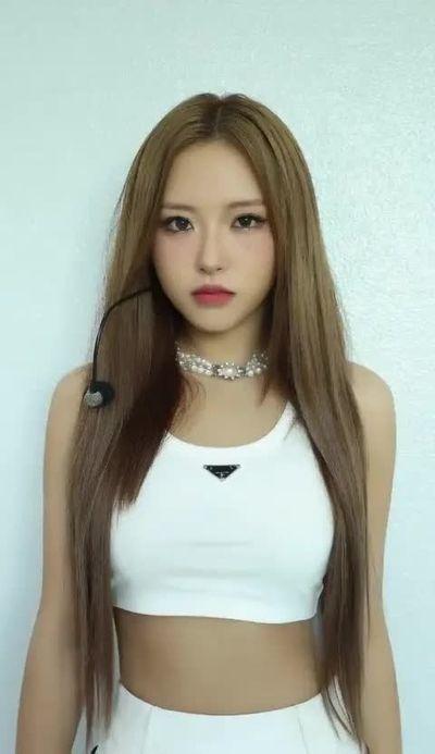 Olivia Hye - shows boobs