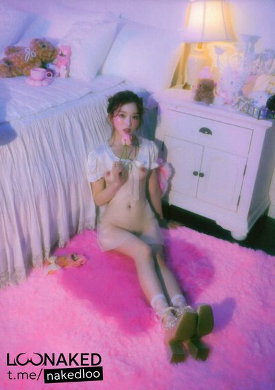 Gowon - naked