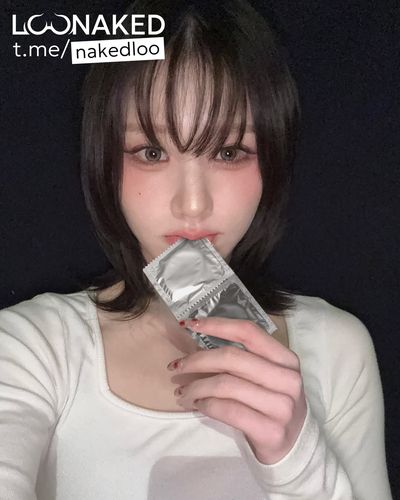 Heejin - cum on face