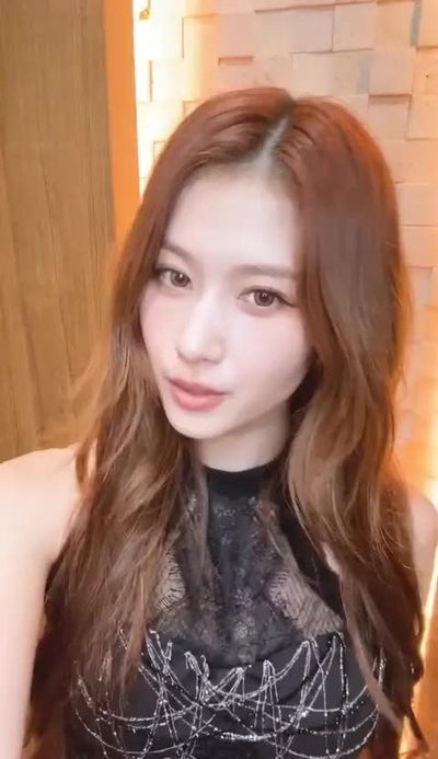 Sana - shows boobs