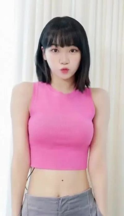 Chaewon - shows her perky tits