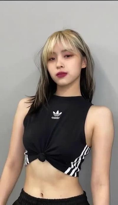 Ryujin - shows boobs