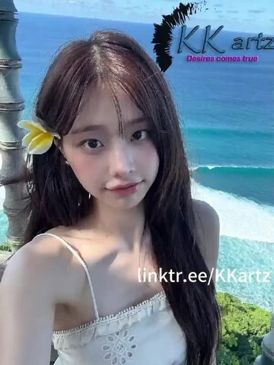 Chuu - cum on face