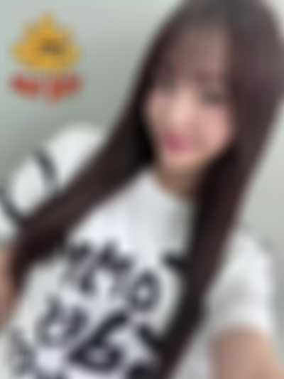 Nana - shows tits