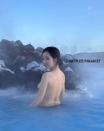 Haseul - nude
