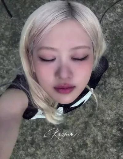Rose - cum on face