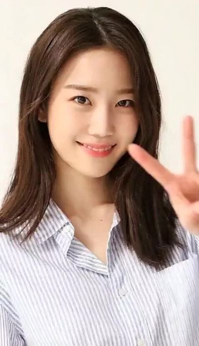 Jang Hee Ryung - blowjob and show tits