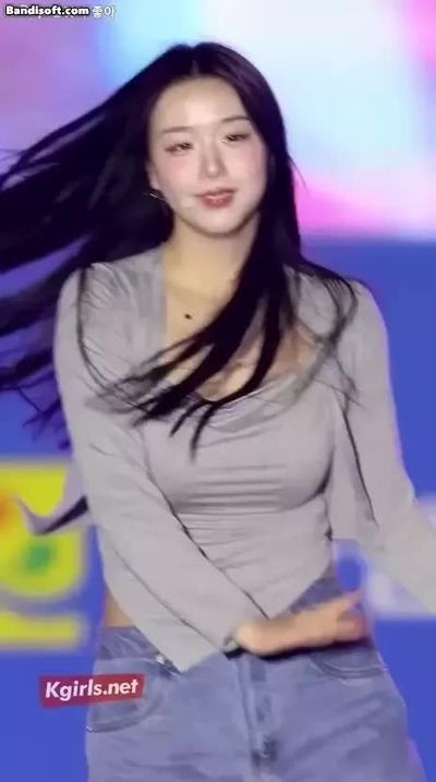 Chaeyeon - naked on stage