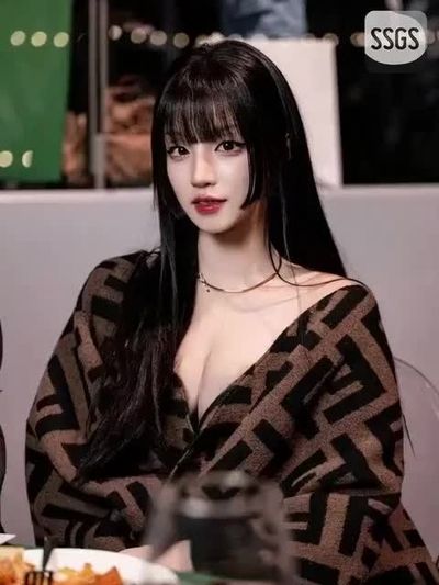 Yuqi - softcore
