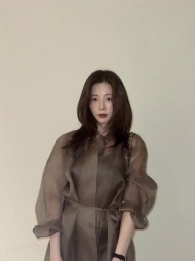 JiU - nude