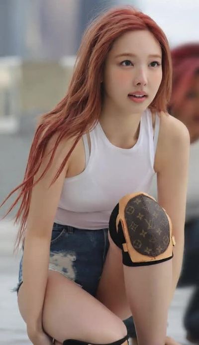 Nayeon - blowjob