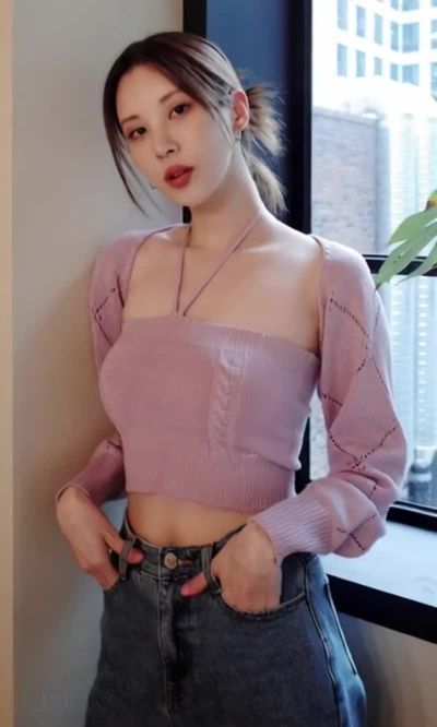 Seohyun - nude