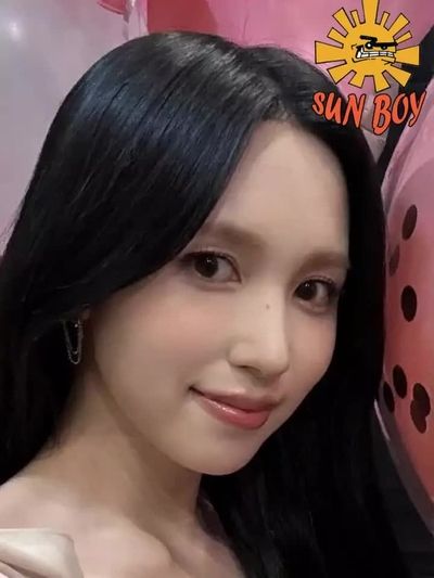 Mina - cum on face