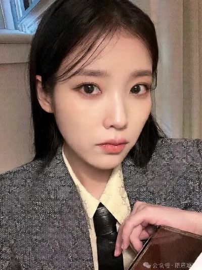 IU - sucking cock