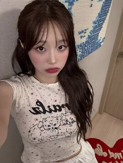 Chuu - titjob