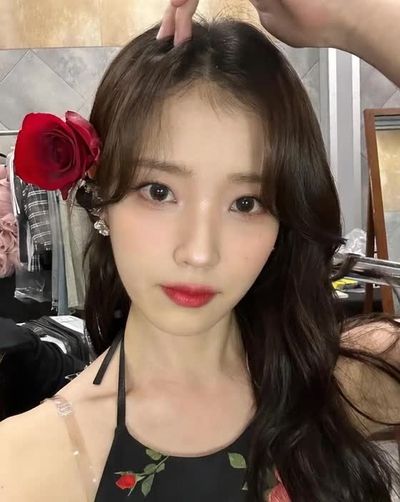 IU - cum on face