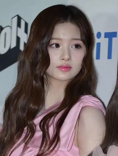 Sullyoon - sucking deep