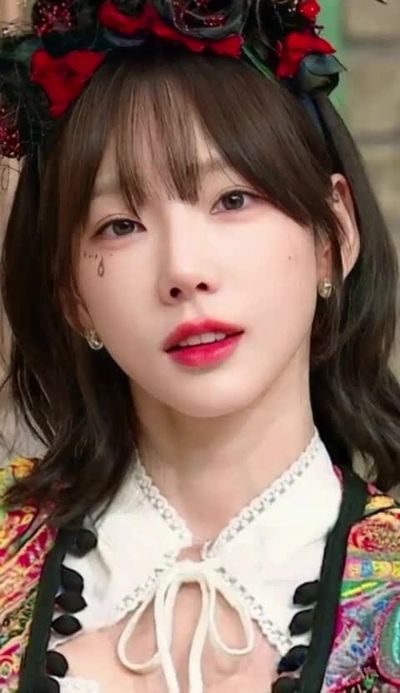 Taeyeon - blowjob