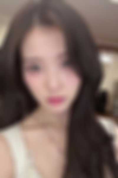 IU - cum on face