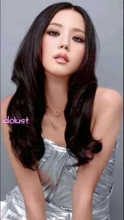 Jisoo - cum on face