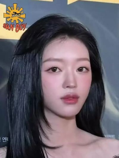 YooA - cum on face