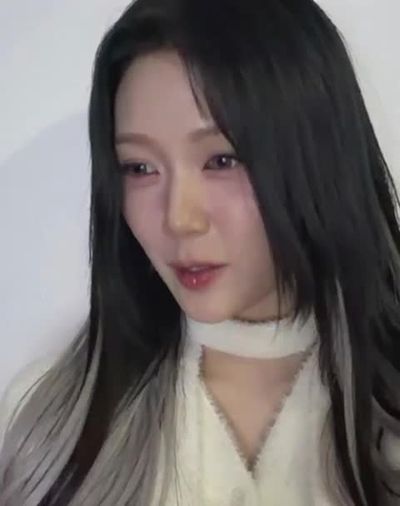 YuBin - blowjob