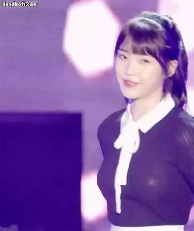 IU - shows boobs