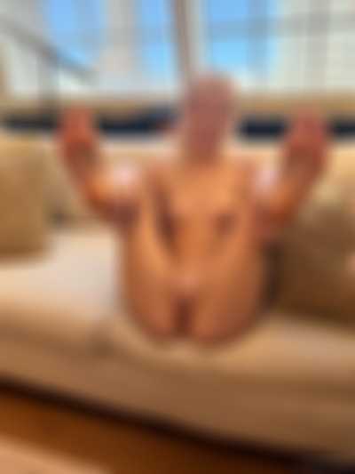 Rose - nude