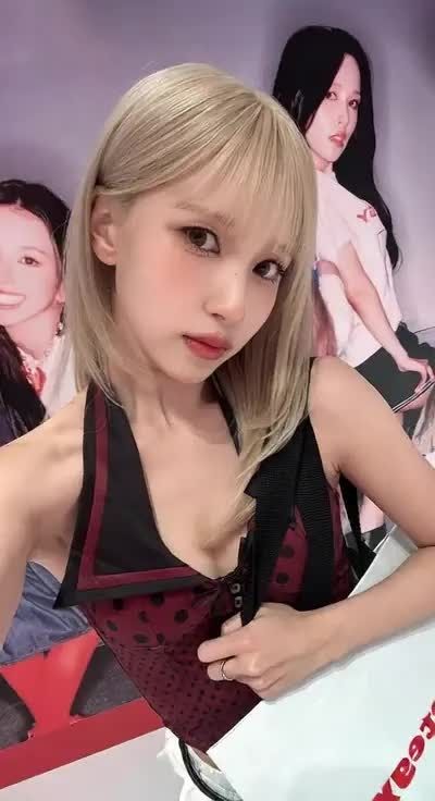 Mina - shows tits
