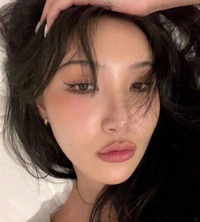 Hwasa - cum on face