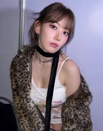 Sakura - cum on face