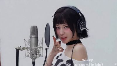 Asa - shows boobs