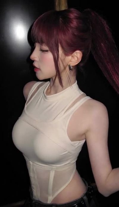 Yuqi - cum on face