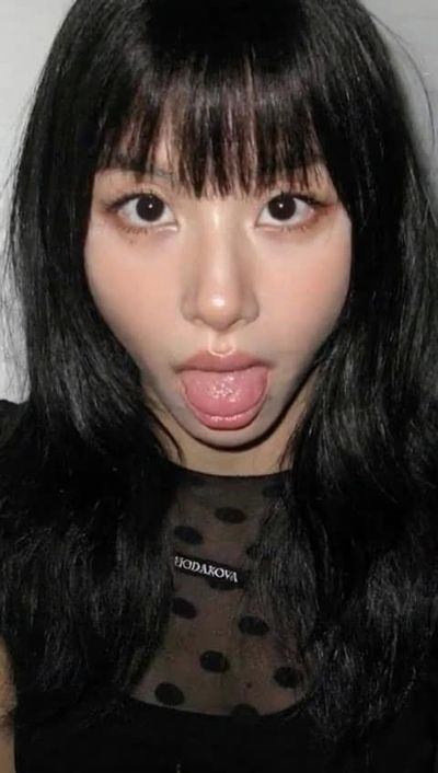 Chaeyoung - blowjob