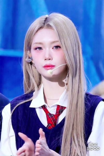 YuBin - anal training