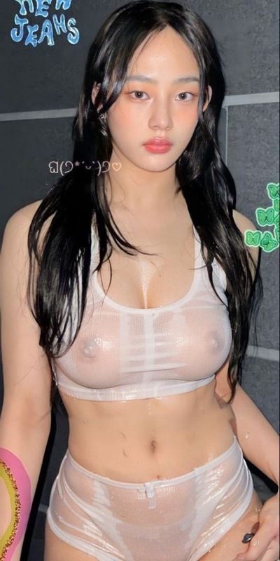 Minji - naked