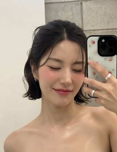 Eunbi - nude
