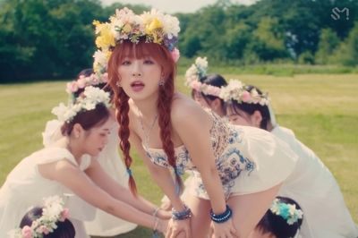 Red Velvet - Cosmic