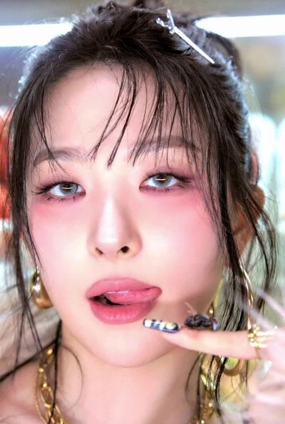 Seulgi - facial