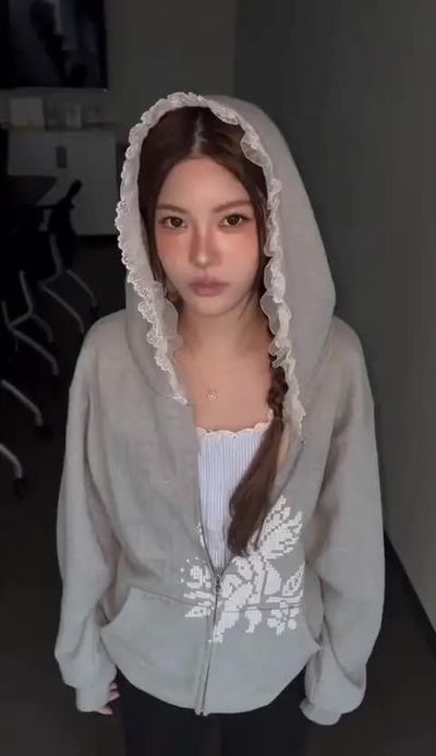 titjob and flash tits