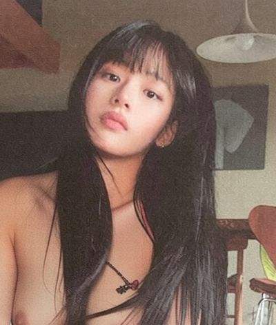 Minji - nude