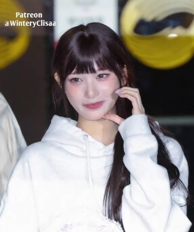 Leeseo - pov blowjob